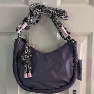 🦊🦊🦊 WILDFOX  CROSSBODY BAG 🦊🦊🦊 NWT 🦊🦊🦊